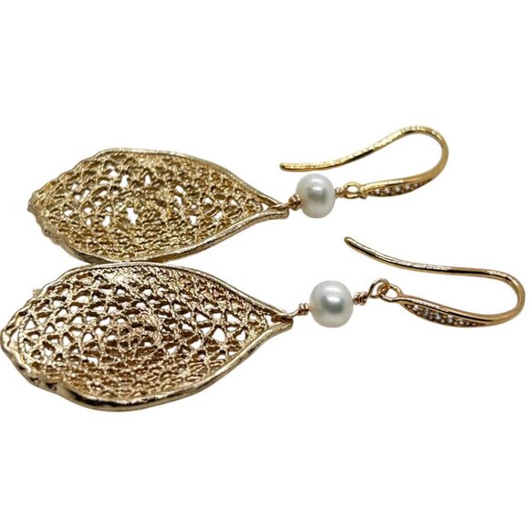 Mesh Design Treardrop Earrings With Pearl - Picture 1 of 5